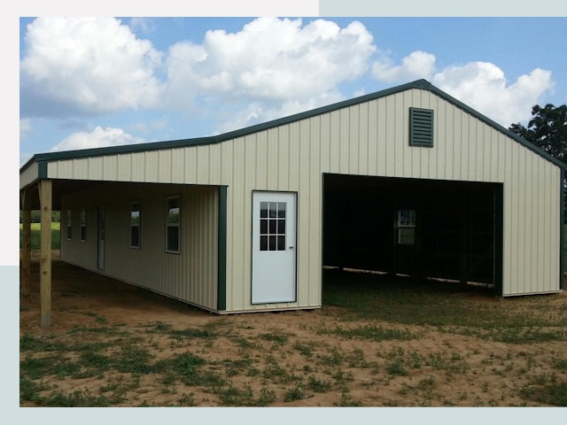 Строительство конюшен в Чистополе