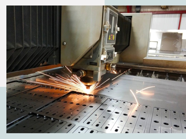 Лазерная резка металла в Чистополе от 614 руб.